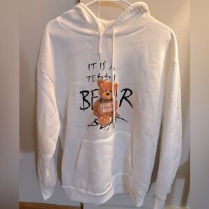 WHITE HOODIE SWEATSHIRT! 🧸🤍